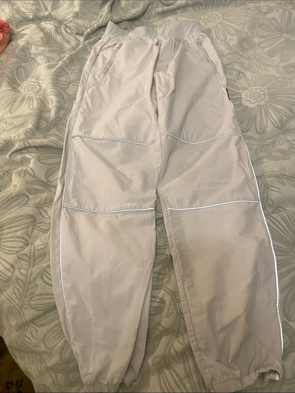 Alo yoga S joggers excellent like new